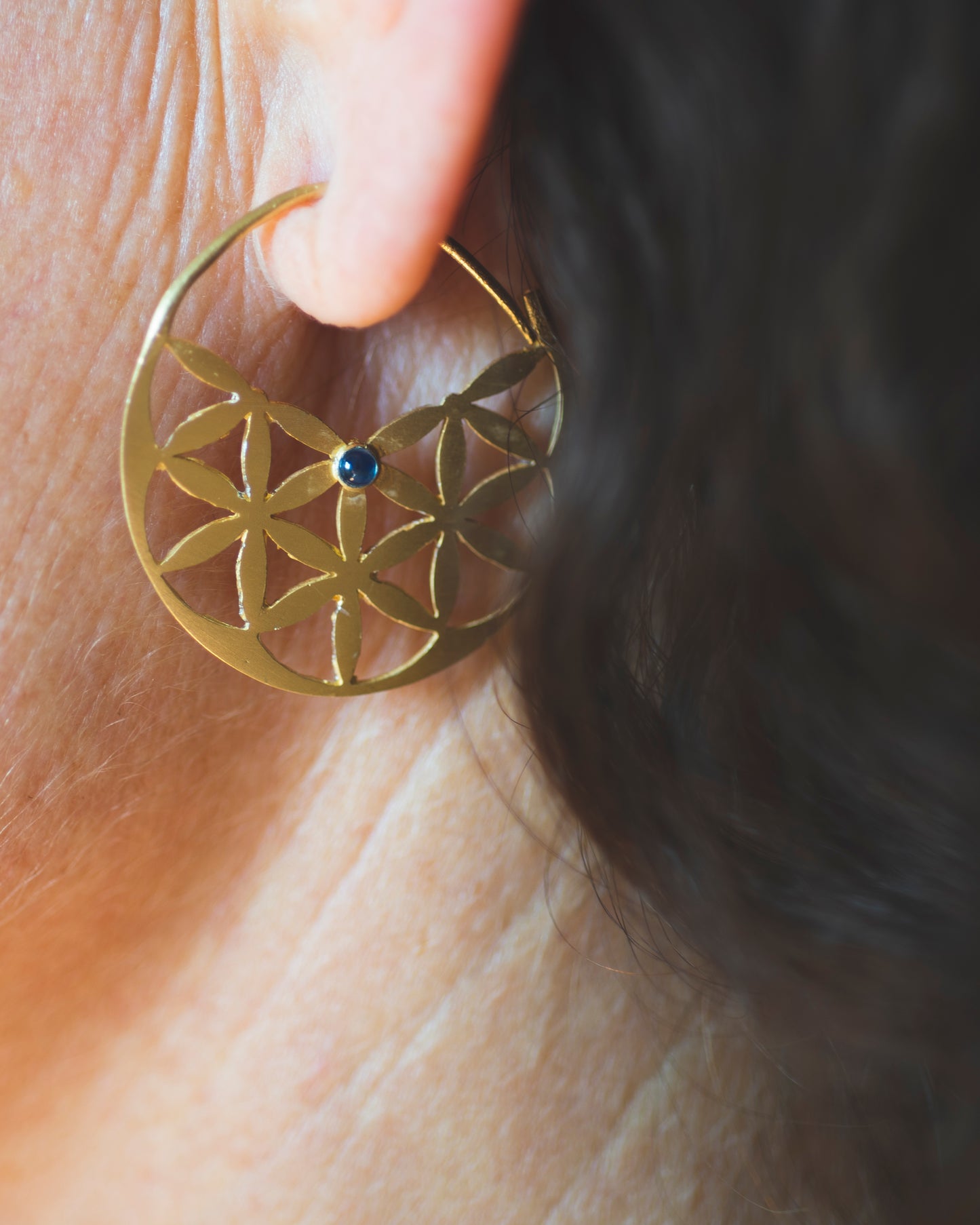 Seed of life gold hoop earrings with Sapphire ‏